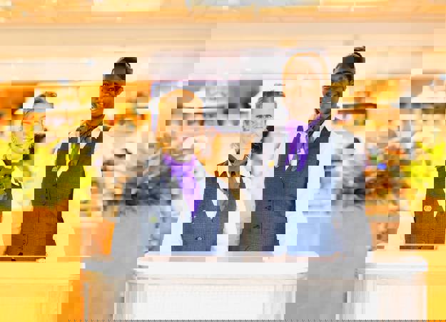 Levy Wimbledon 110725 1071